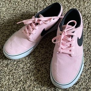 Pink Nike SB Portmore Sneakers